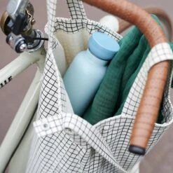 Mepal – Isoleerfles Ellipse 500 Ml – Houdt Je Drankje 12 Uur Warm En 24 Uur Koud – Nordic Denim – Geschikt Voor Bruiswater – Thermosfles – Lekdicht -Mepal 1200x1200 120