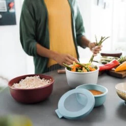 Mepal - Multikom Cirqula 4-delige Set (350 + 750 + 1250 + 2250 Ml) - Mag In De Vriezer, Magnetron En Vaatwasser – Nordic Black – Meal Prep Bakjes - Bewaardozen Met Deksel -Mepal 1200x1200 32