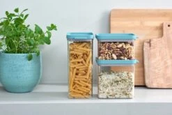 Mepal – Omnia Set Bewaardoos 3-delig – Black – Bewaardozen Voedsel – Makkelijk Stapelbare Voorraadpotten – Lucht En- Aromadicht 15 Mepal – Omnia Set Bewaardoos 3-delig – Black – Bewaardozen Voedsel – Makkelijk Stapelbare Voorraadpotten – Lucht En- Aromadicht -Mepal 1200x800 45