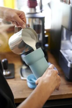 Mepal Isoleerbeker Ellipse 375 Ml – Houdt Je Drankje 4 Uur Warm En 8 Uur Koud – Rose Gold – Koffiebeker To Go – Lekdicht – Thermosbeker 14 Mepal Isoleerbeker Ellipse 375 Ml – Houdt Je Drankje 4 Uur Warm En 8 Uur Koud – Rose Gold – Koffiebeker To Go – Lekdicht – Thermosbeker -Mepal 798x1200 8