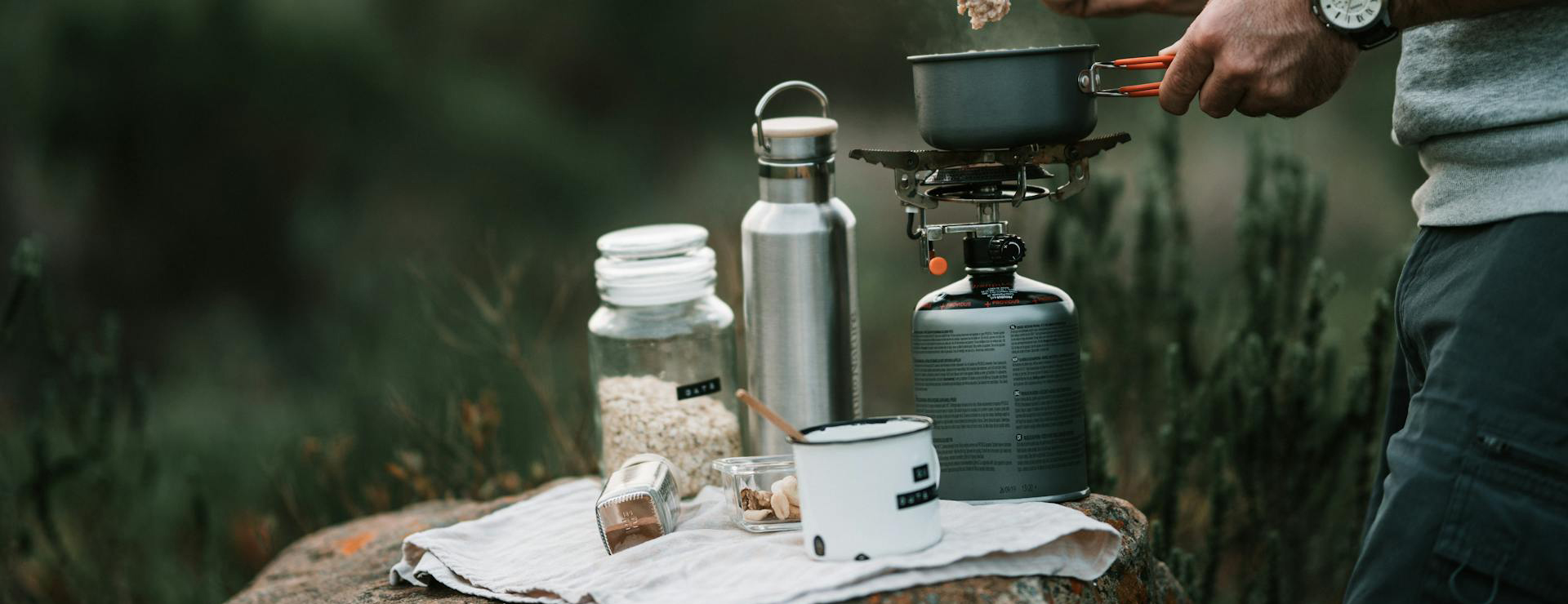 Voorkant -Mepal pexels taryn elliott 4909108